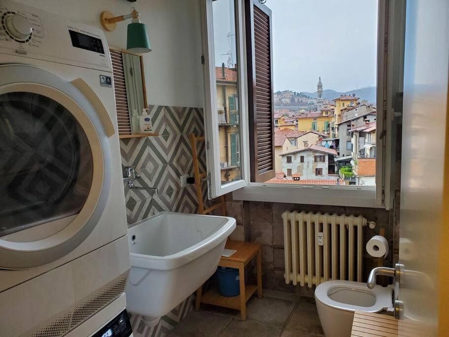 "La Me Ca" Intero Appartamento In Centro Con Vista Sui Colli Bergamo Exteriér fotografie