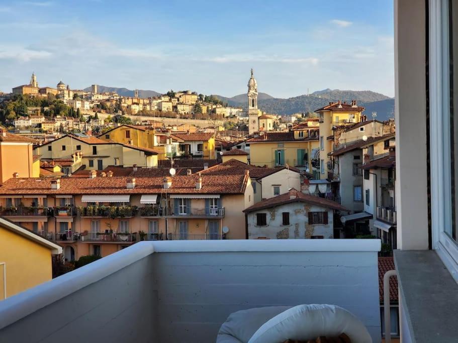 "La Me Ca" Intero Appartamento In Centro Con Vista Sui Colli Bergamo Exteriér fotografie