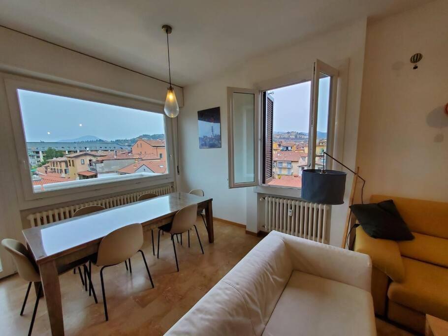 "La Me Ca" Intero Appartamento In Centro Con Vista Sui Colli Bergamo Exteriér fotografie